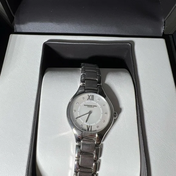 Raymond Weil Diamond Dial Noemia 27mm Watch-Brand New! 5127-ST-00985/MSRP $1275 - Picture 2 of 11